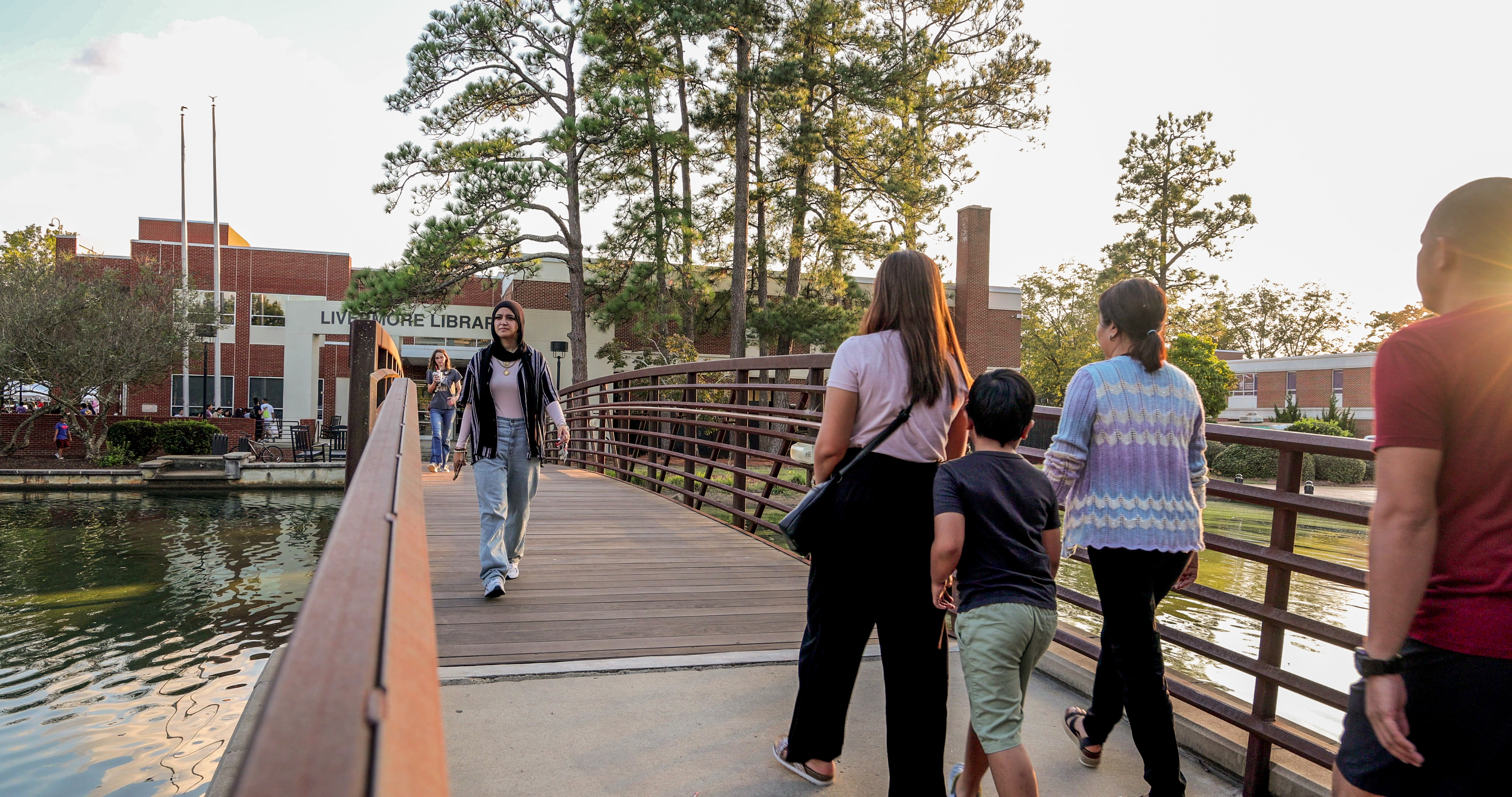 international students on campus