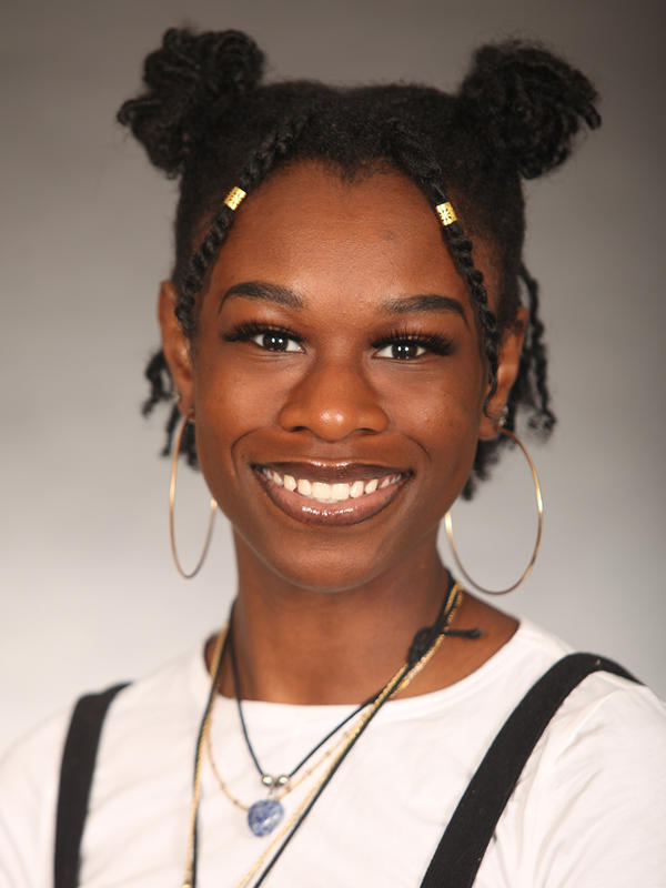 Santevia Reaves