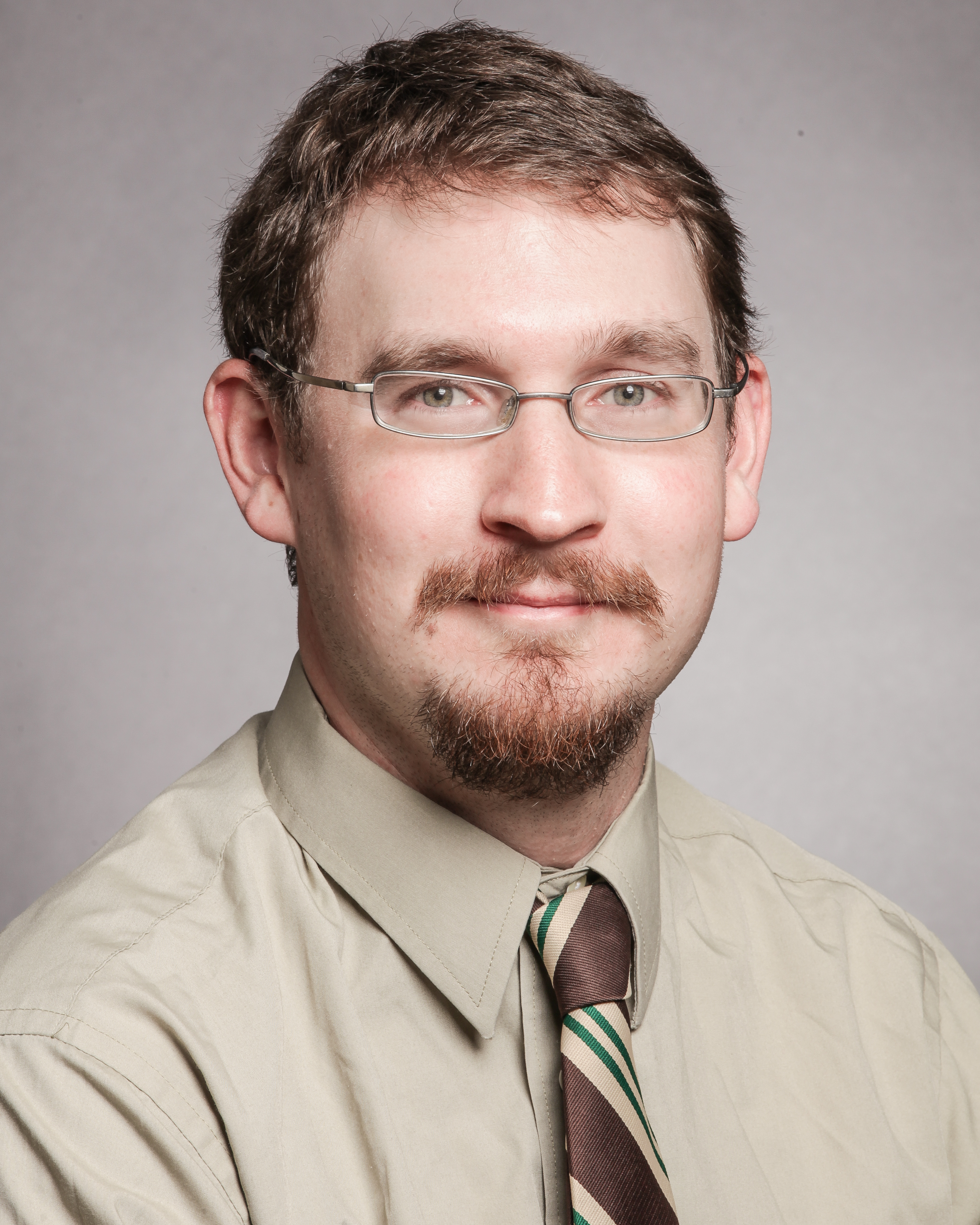 headshot of Mike Bernsten