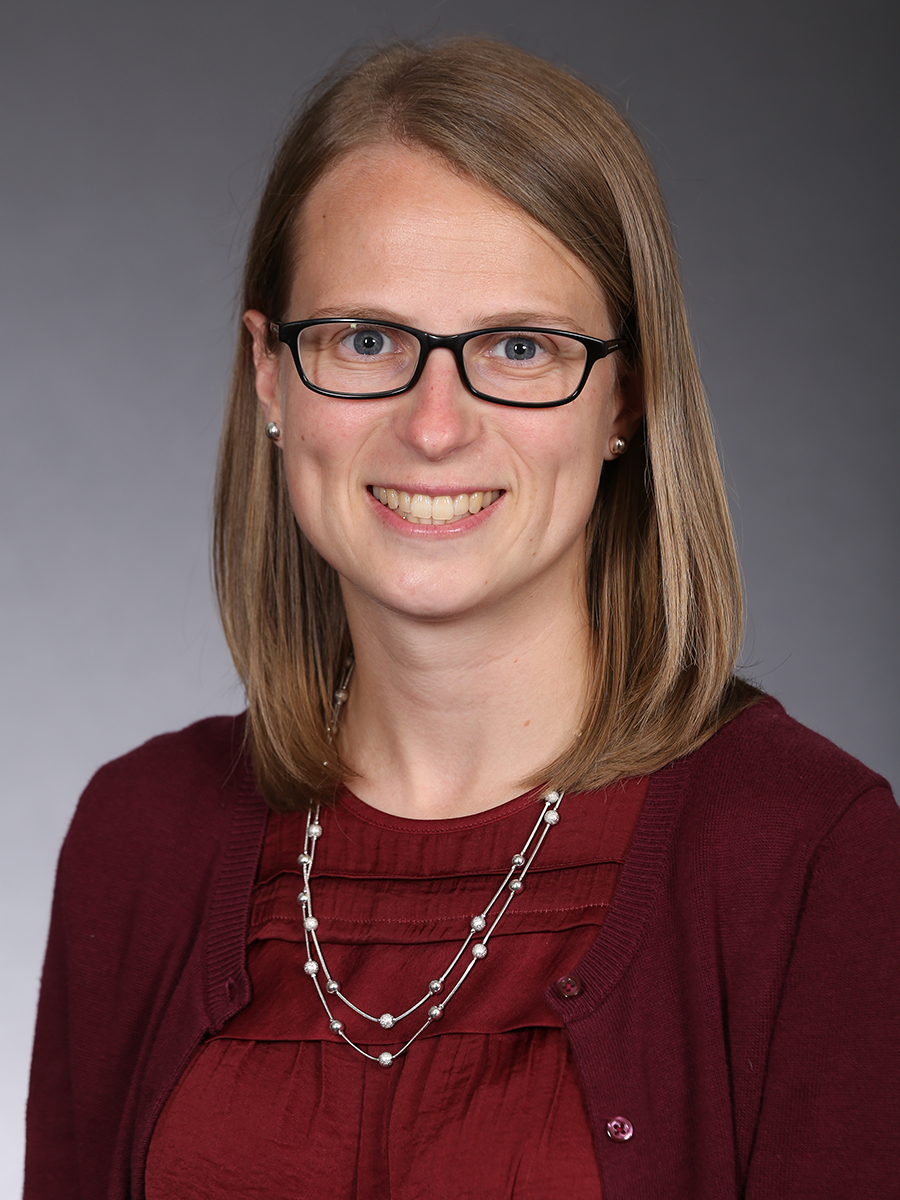 Laura Hakala, headshot