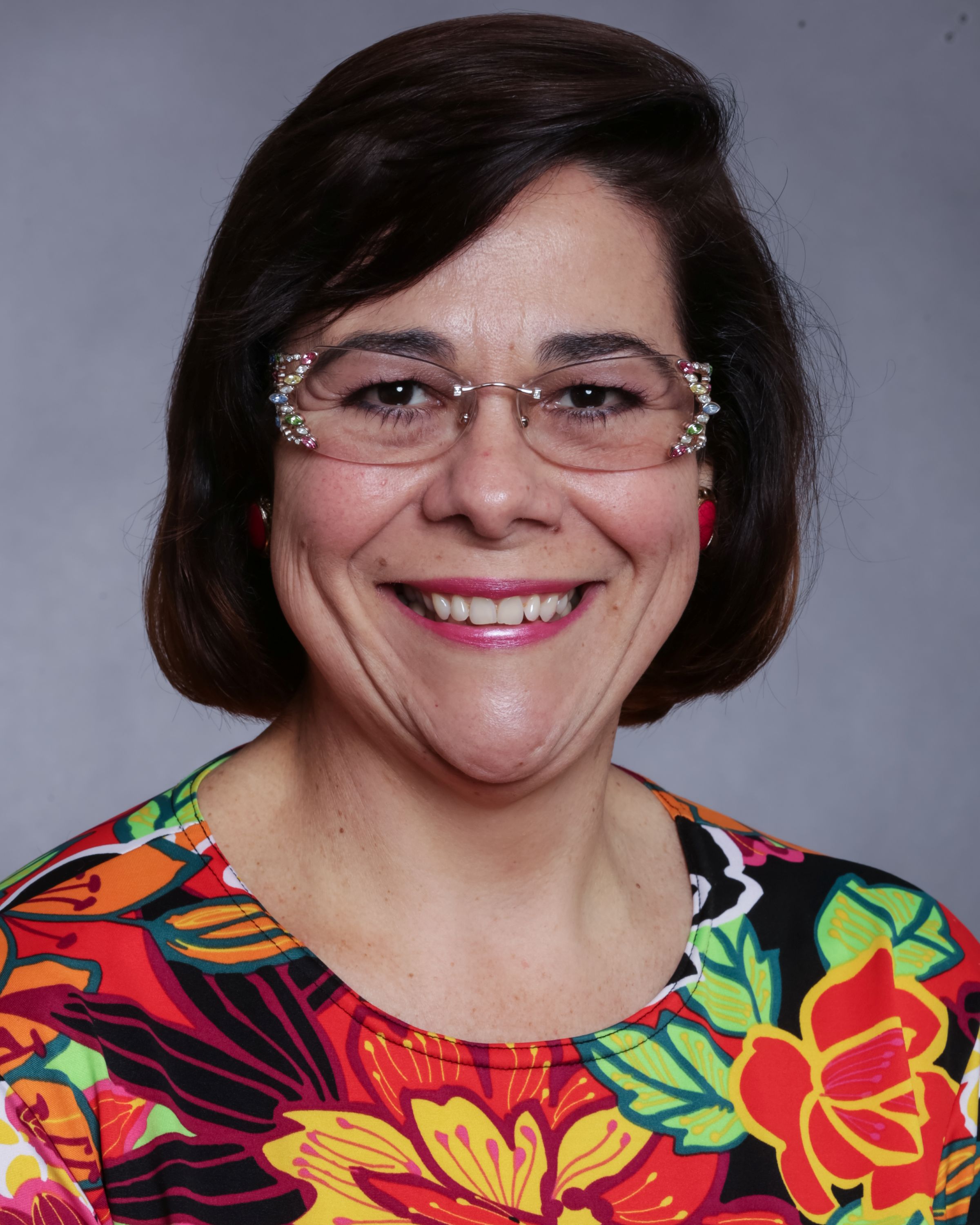 Maria Pereira, headshot
