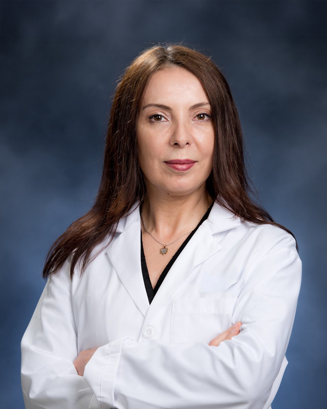 Eva Skuka, headshot