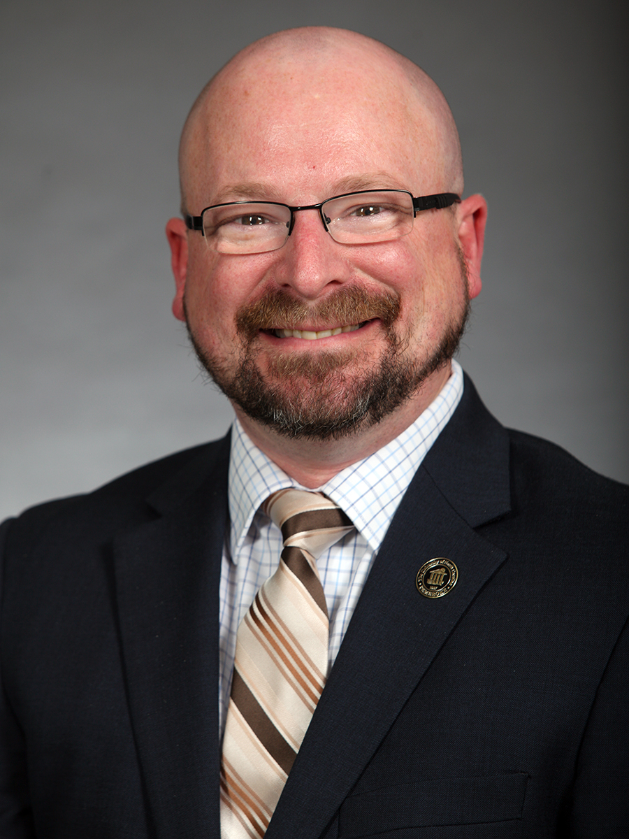 Kyle Smith, headshot