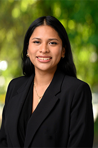 Kimberly Pelagio-Luis headshot